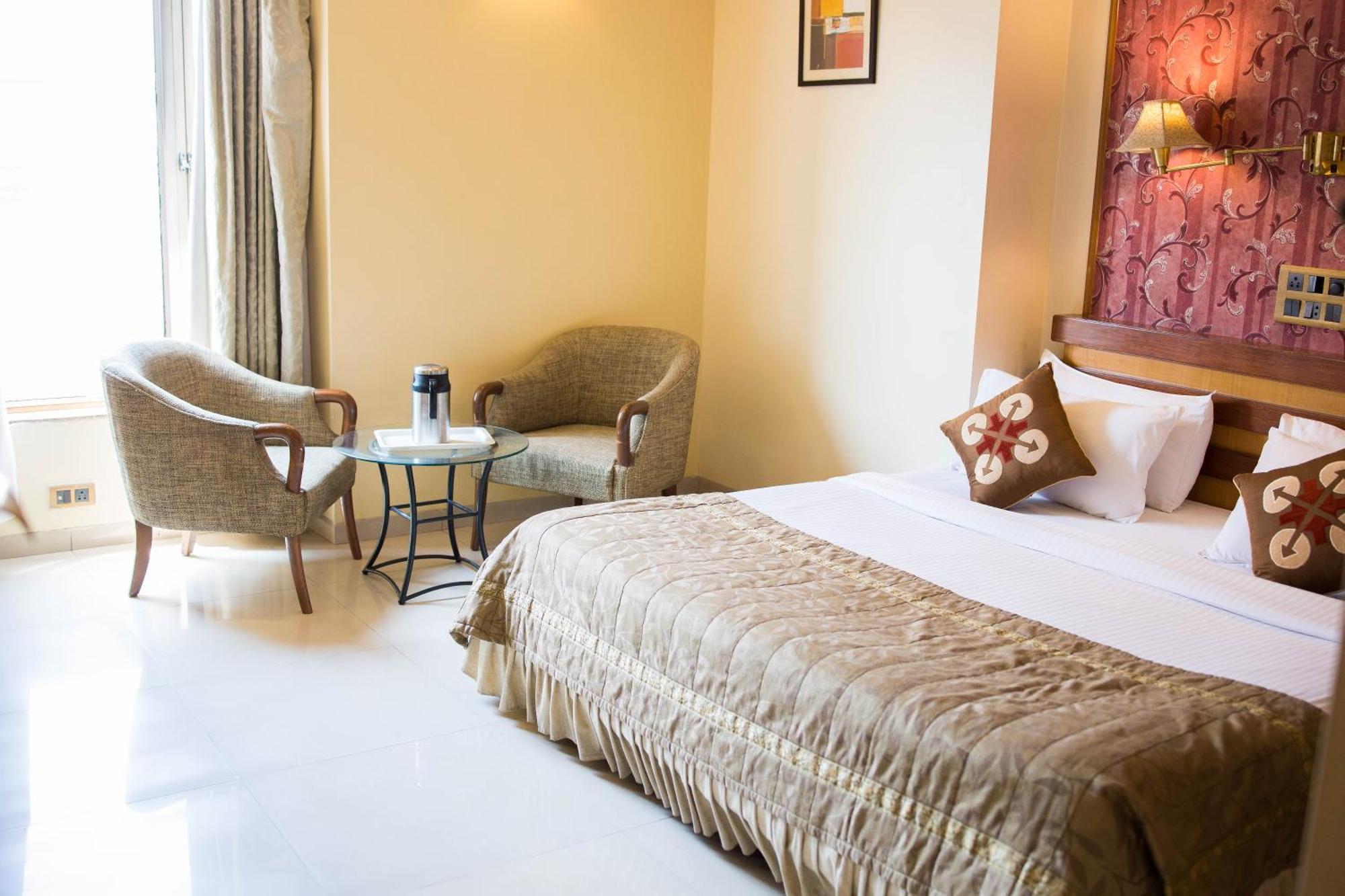 Hotel Deccan Royaale, Shivajinagar Πούνε Εξωτερικό φωτογραφία