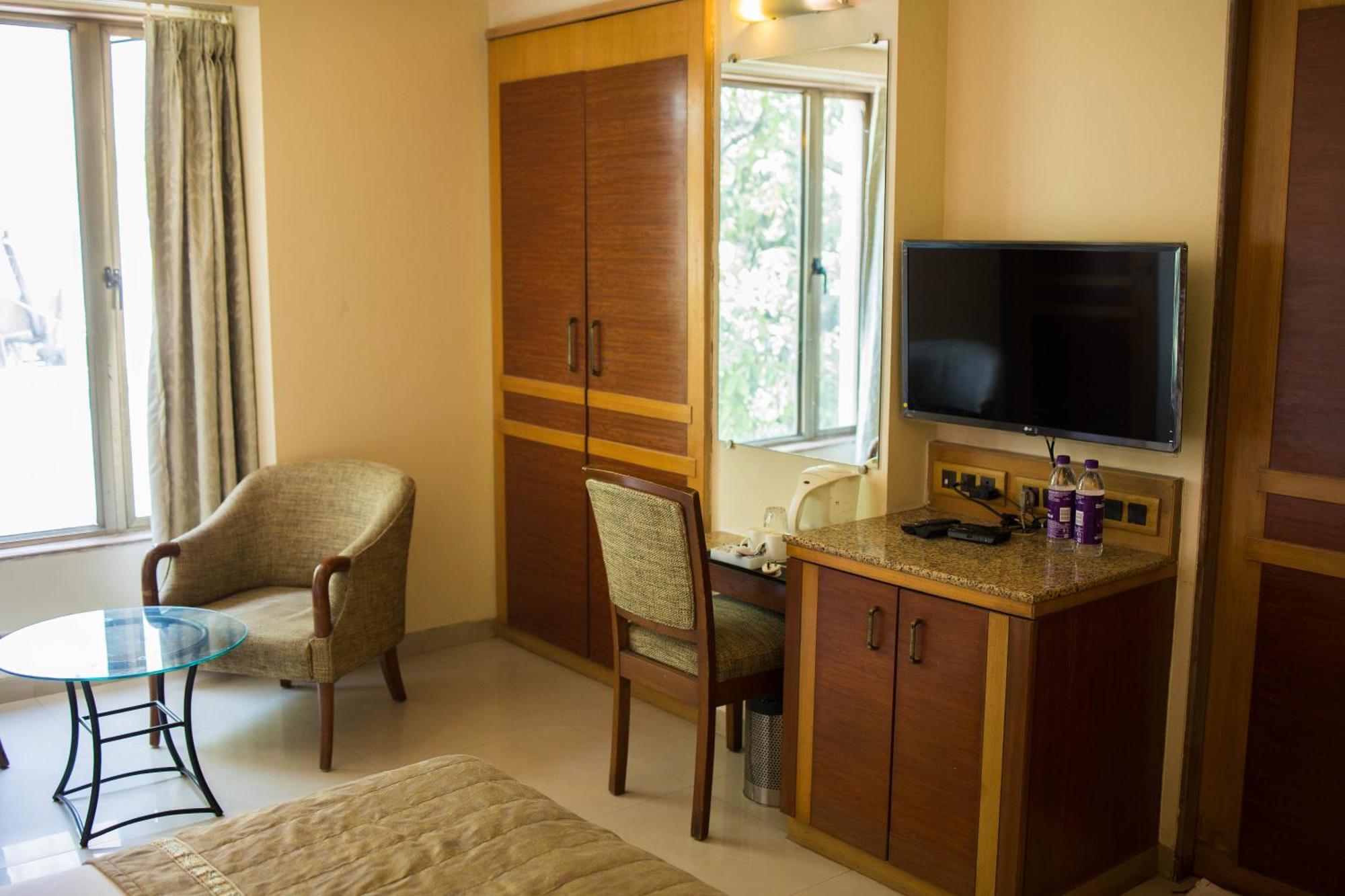Hotel Deccan Royaale, Shivajinagar Πούνε Εξωτερικό φωτογραφία